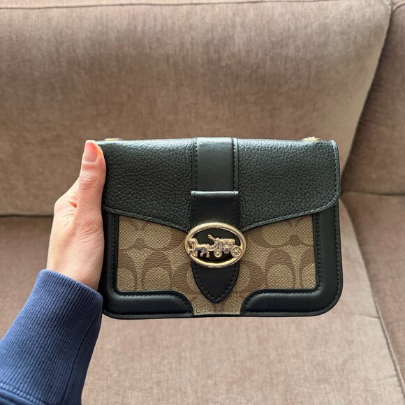 Coach Signature Turnlock Crossbody Bag